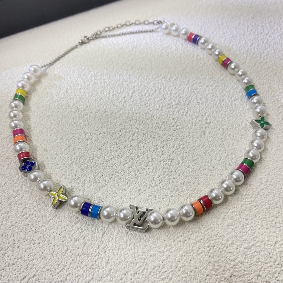 Louis Vuitton Mng Pearls Party Necklace Multicolor With Silver Metal M01500 view 2