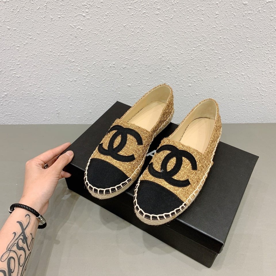 Chanel Cc Espadrilles Tweed Slip On Crinkled Beige view 11