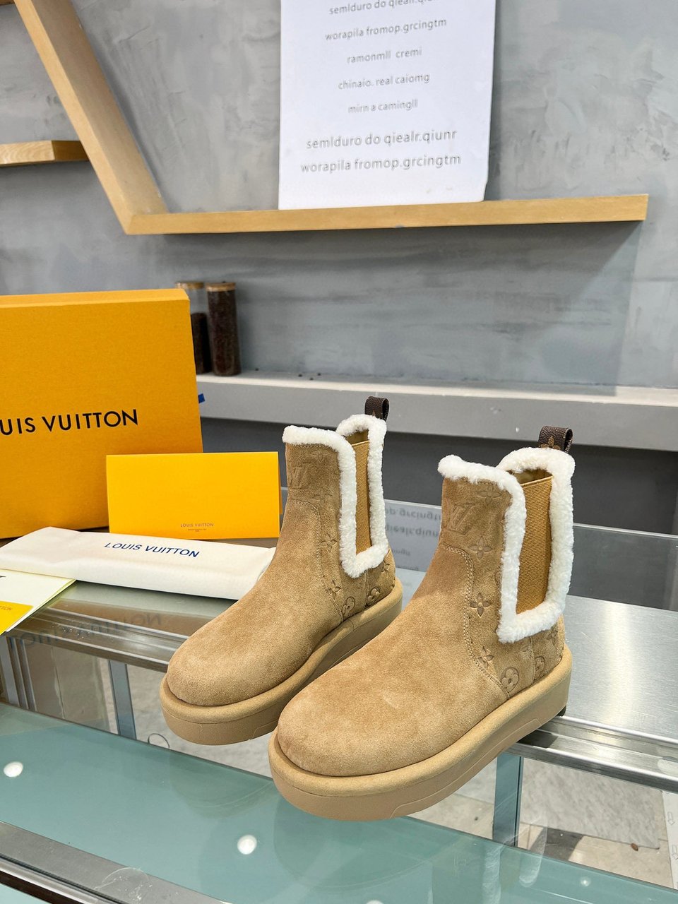 Louis Vuitton Aspen Chelsea Ankle Boot Beige 1Adc7R view 3