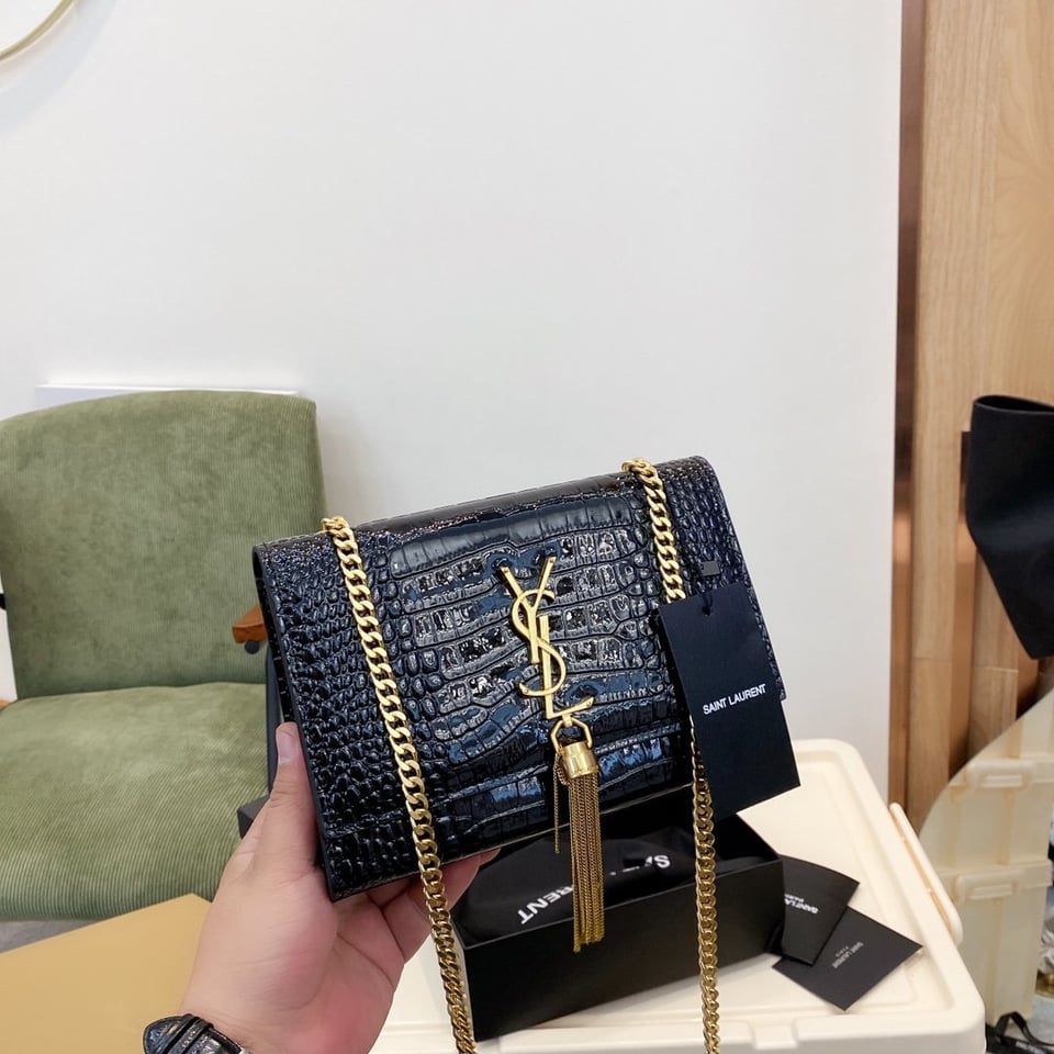 Saint Laurent Kate Medium Chain Bag With Tassel In Shiny Leather Black view 7