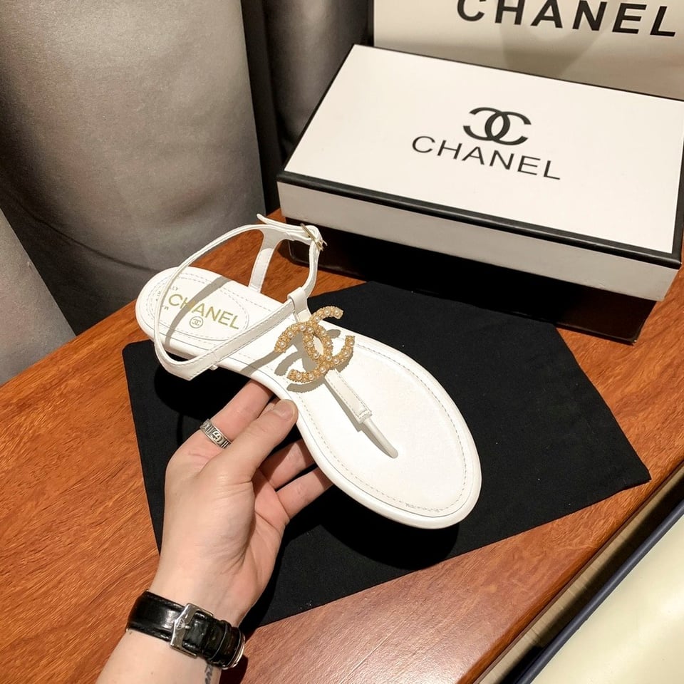 Chanel Gold Pearl Cc Logo Thong Sandals White view 5