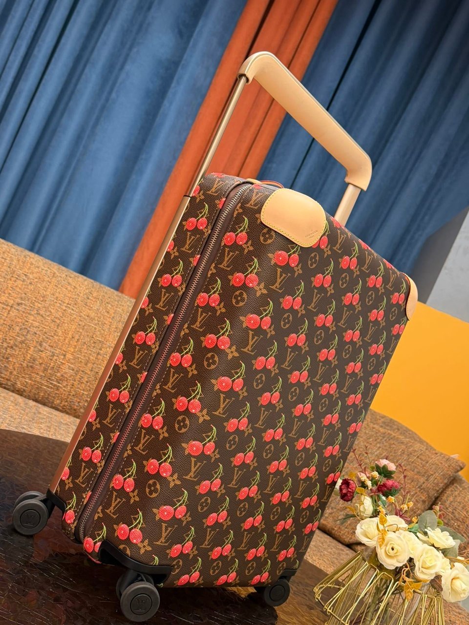 Lv Cherry Travel Horizon 55 – Luxury Cabin Carry-On 55cm/21.6in view 7