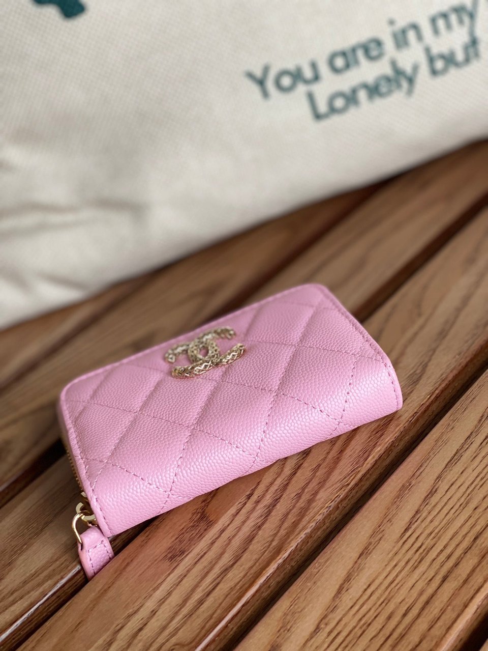 Chanel Zipped Wallet 11Cm Pink Caviar Gold Hardware view 8