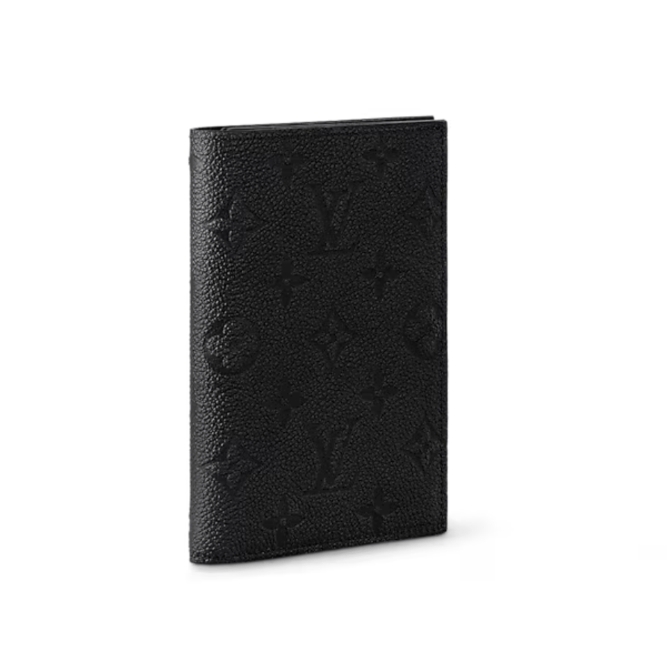 Louis Vuitton Passport Cover For Women 10cm M63914 view 3