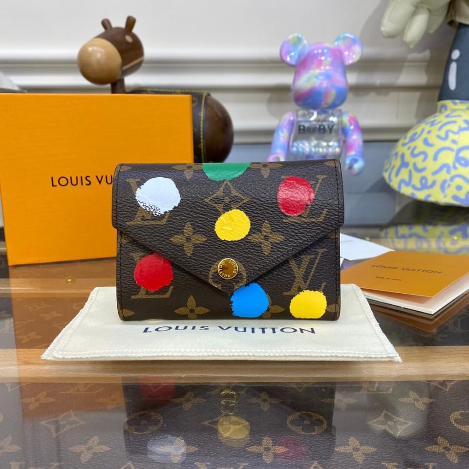 Louis Vuitton x Yayoi Kusama Victorine Wallet M81865 view 3