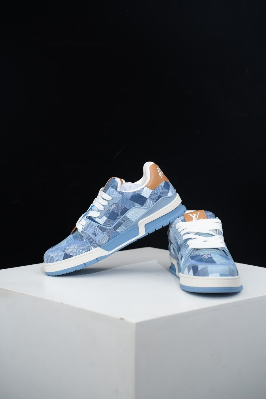 Louis Vuitton Trainer Sneakers Blue Textured Calfskin 1AKCCR view 7