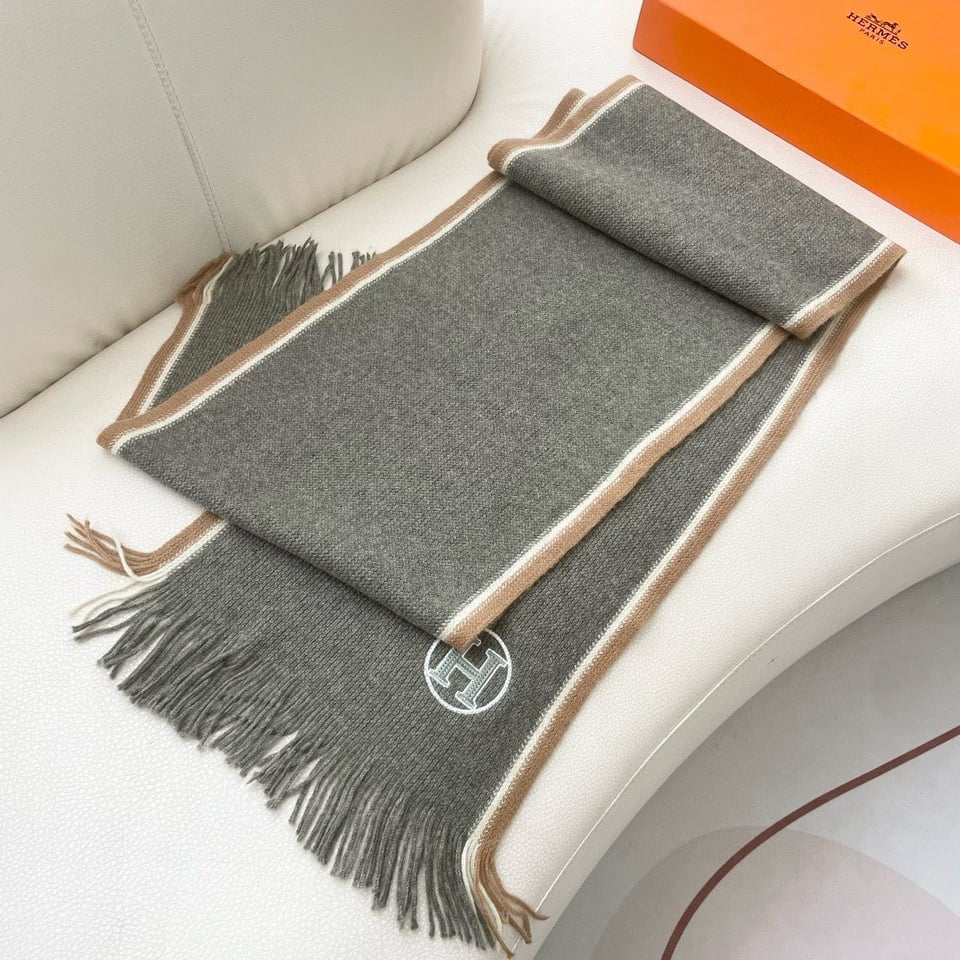 Hermes Cashmere Scarf H-Motif Gray For Women 180cm view 6