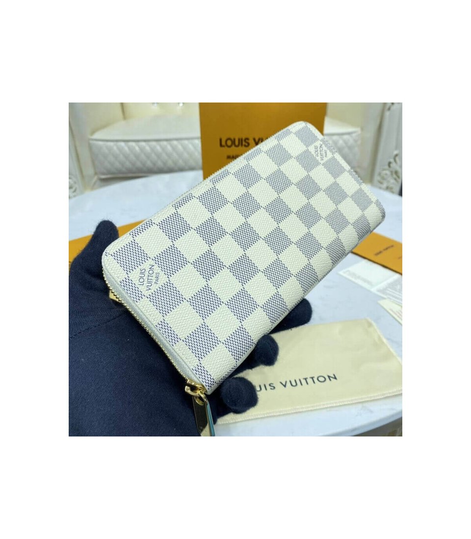 Louis Vuitton Damier Azur Zippy Wallet Beige view 5