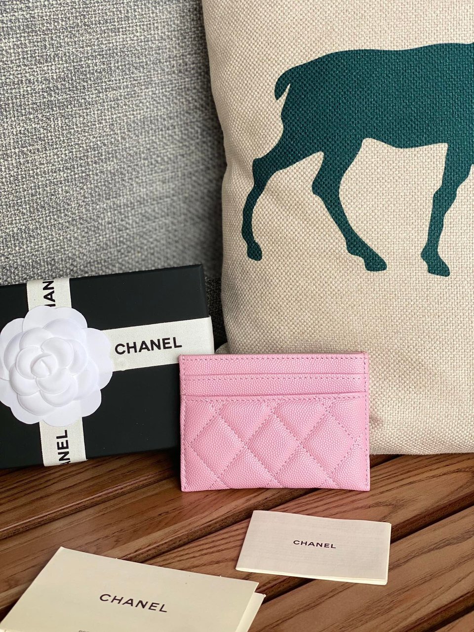 Chanel Card Holder 10Cm Pink Caviar view 10