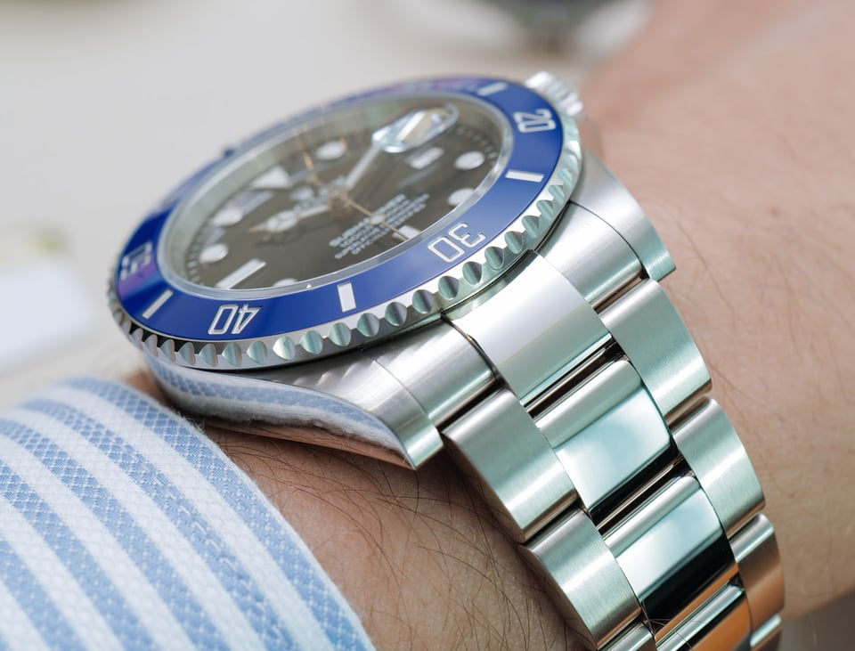 Rolex Submariner 41mm Black Dial 126619LB view 5