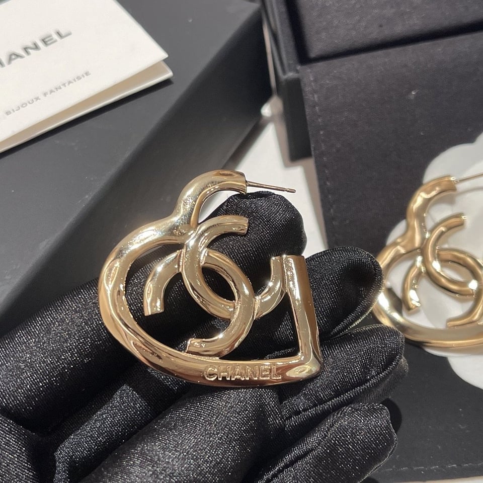 Chanel Cc Earrings view 4