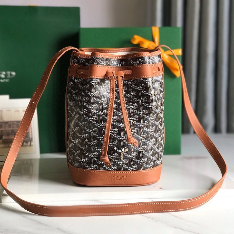 Goyard Petit Flot Bucket Bag 22 Cm Black Goyardine Canvas And Tan Lambskin Trim view 11