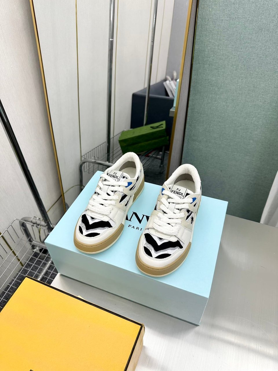 Fendi Match Leather Low Tops White And Black view 10