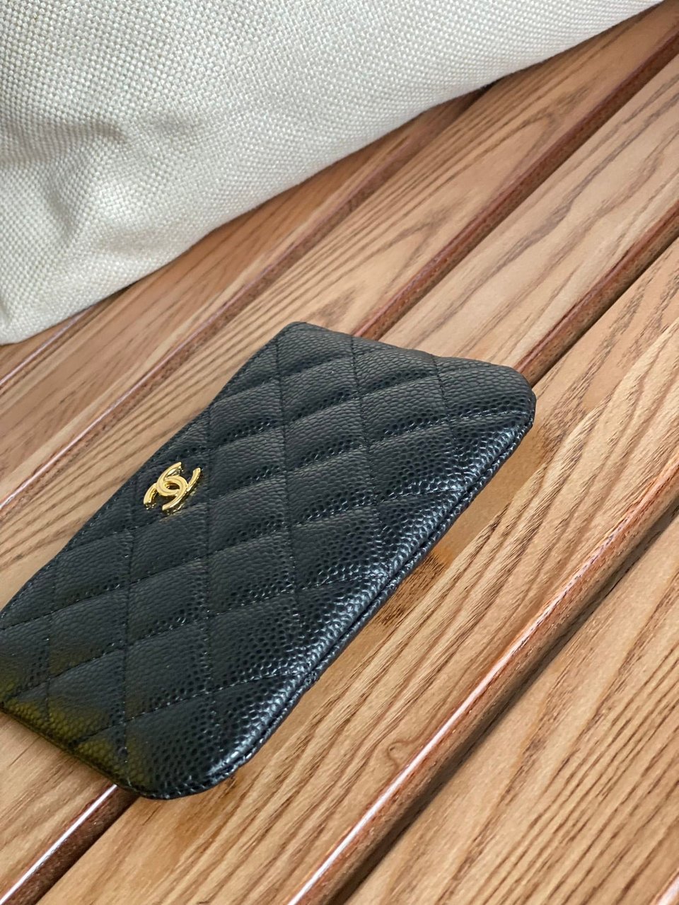 Chanel Zipped Wallet 14Cm Black Caviar Gold Hardware view 9