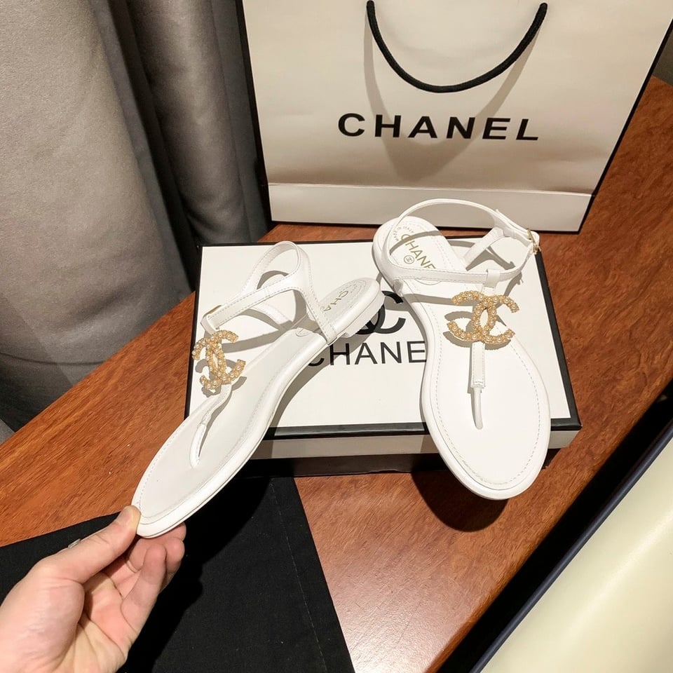 Chanel Gold Pearl Cc Logo Thong Sandals White view 7