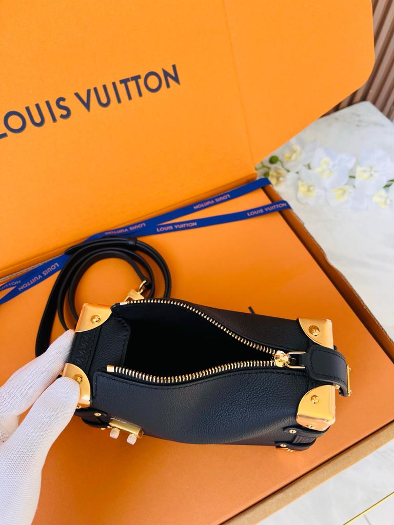 Louis Vuitton PM Side Trunk Bag Black 19cm M23817 view 10