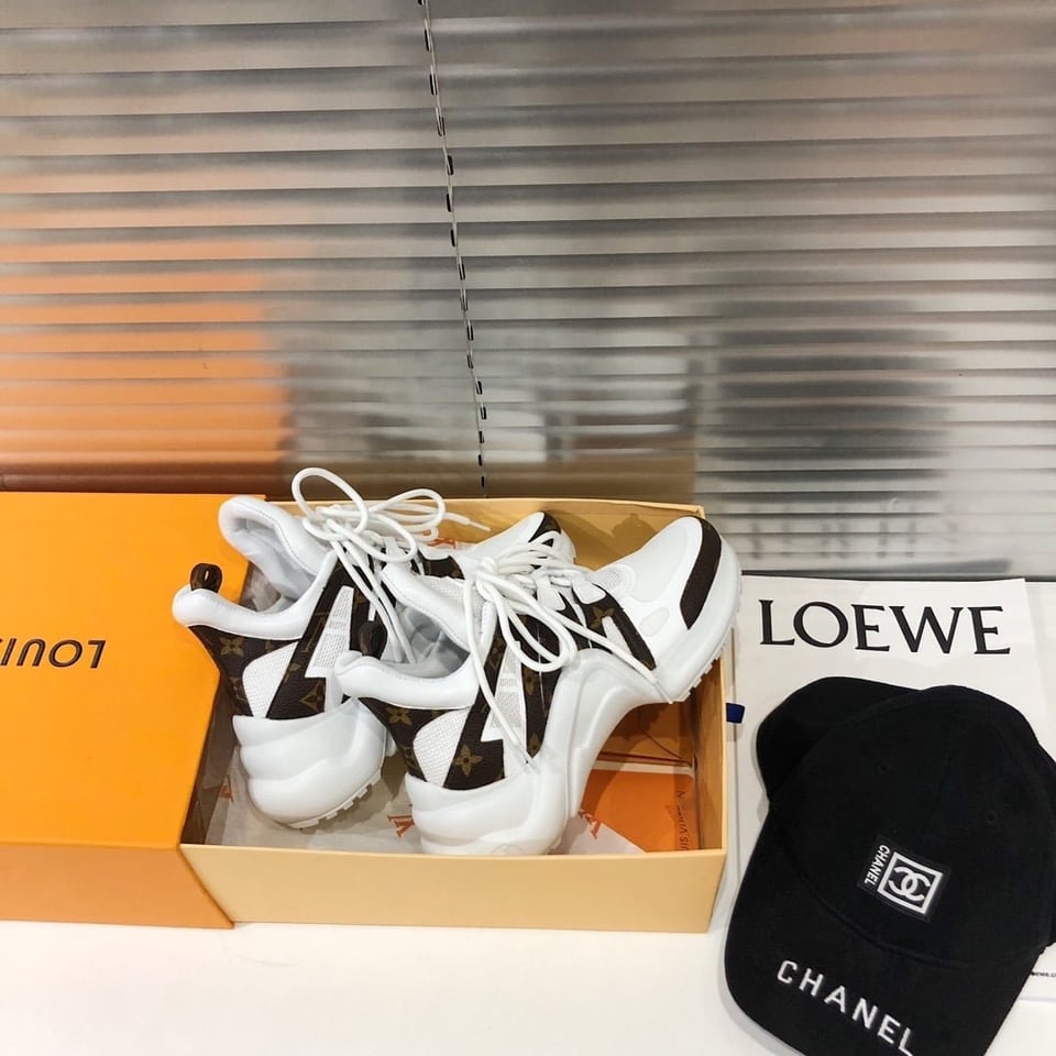 Louis Vuitton Archlight Sneakers White 1A43L1 view 7