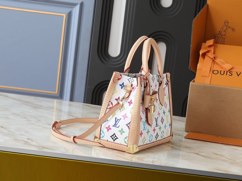 Louis Vuitton OnTheGo PM LV x TM Bag White Multicolore 25cm M27580 view 3