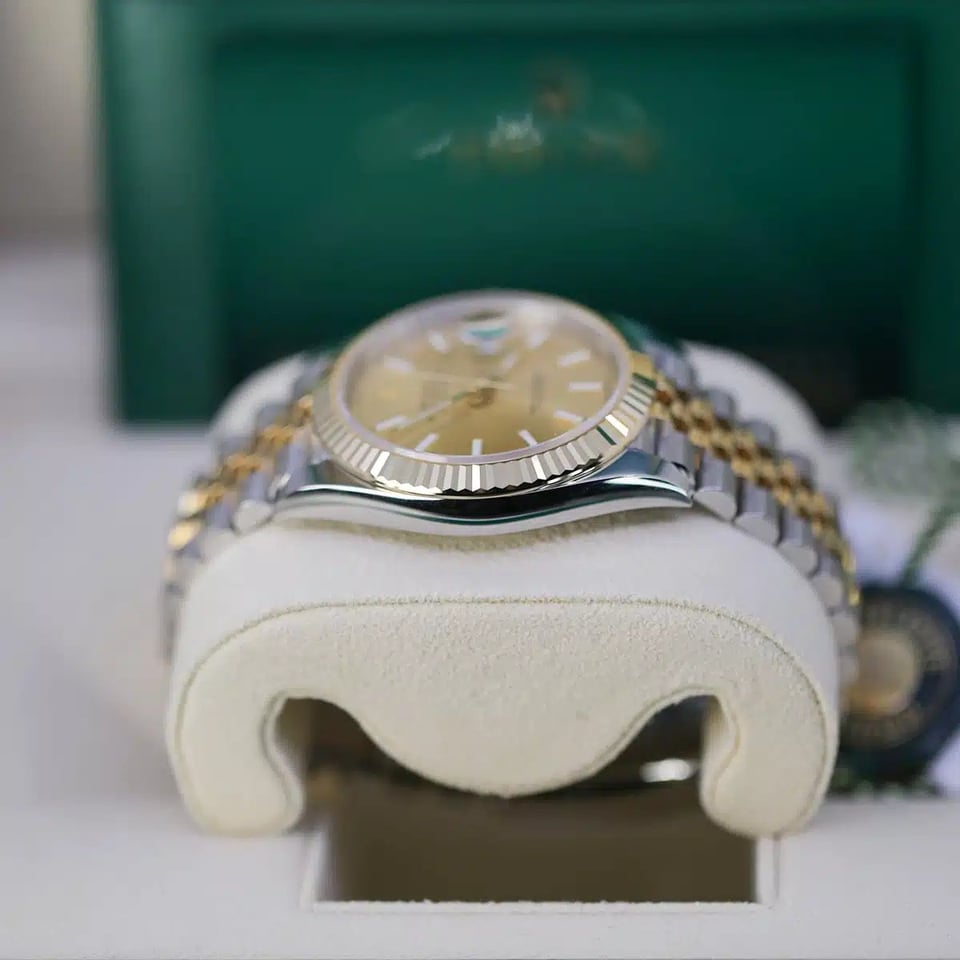 Rolex Datejust II 41mm Champagne Dial 126333 view 4