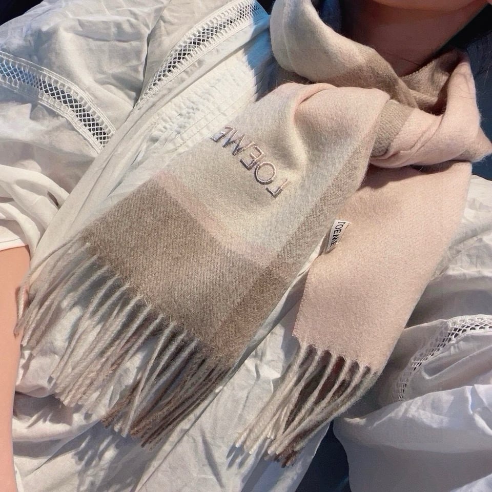 Loewe Cashmere Scarf Check Gray For Women 180cm view 3