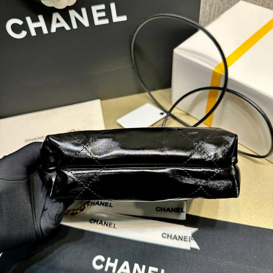 Chanel 22 Mini Bag Shiny Crumpled Calfskin with Pearl Chain view 13