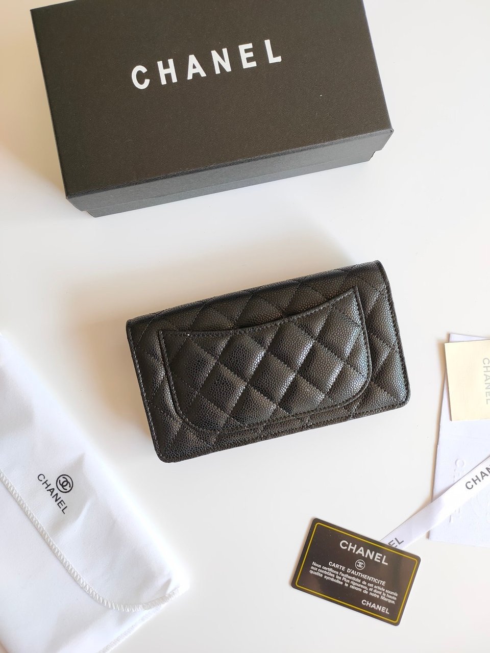 Chanel Zipped Long Purse 19 Black Grained Calfskin Gold Icon view 8
