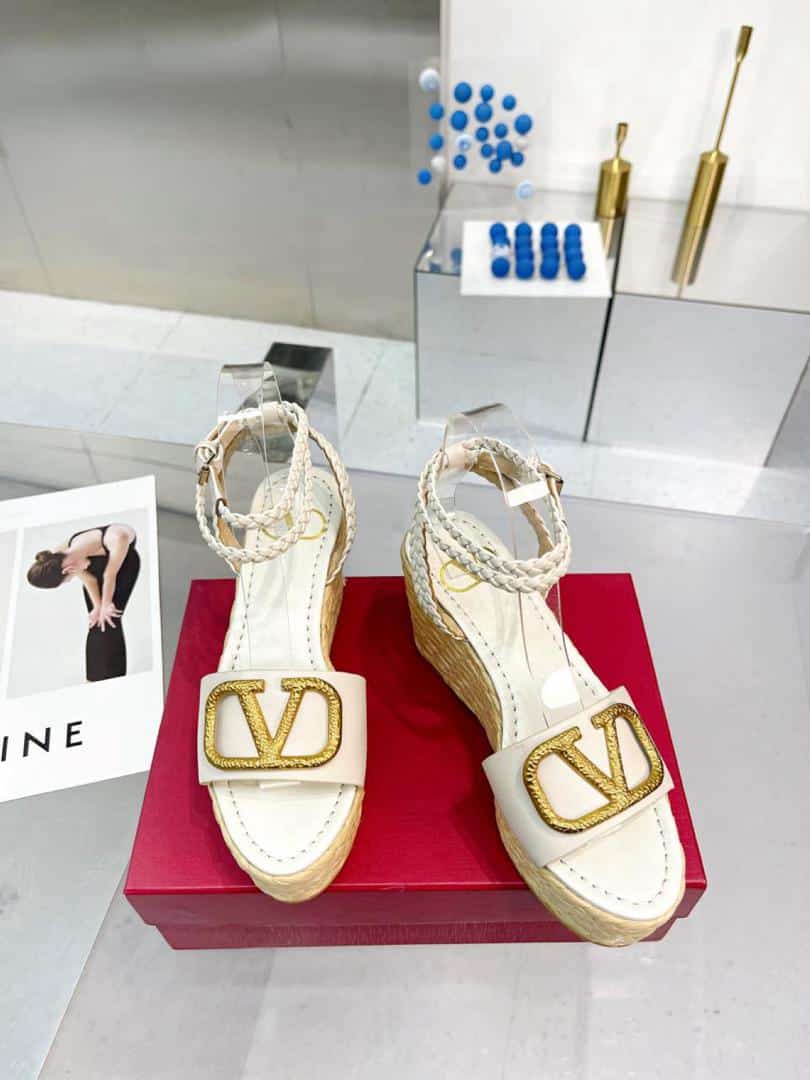 Valentino Garavani Vlogo Espadrille Platform Sandals White view 3