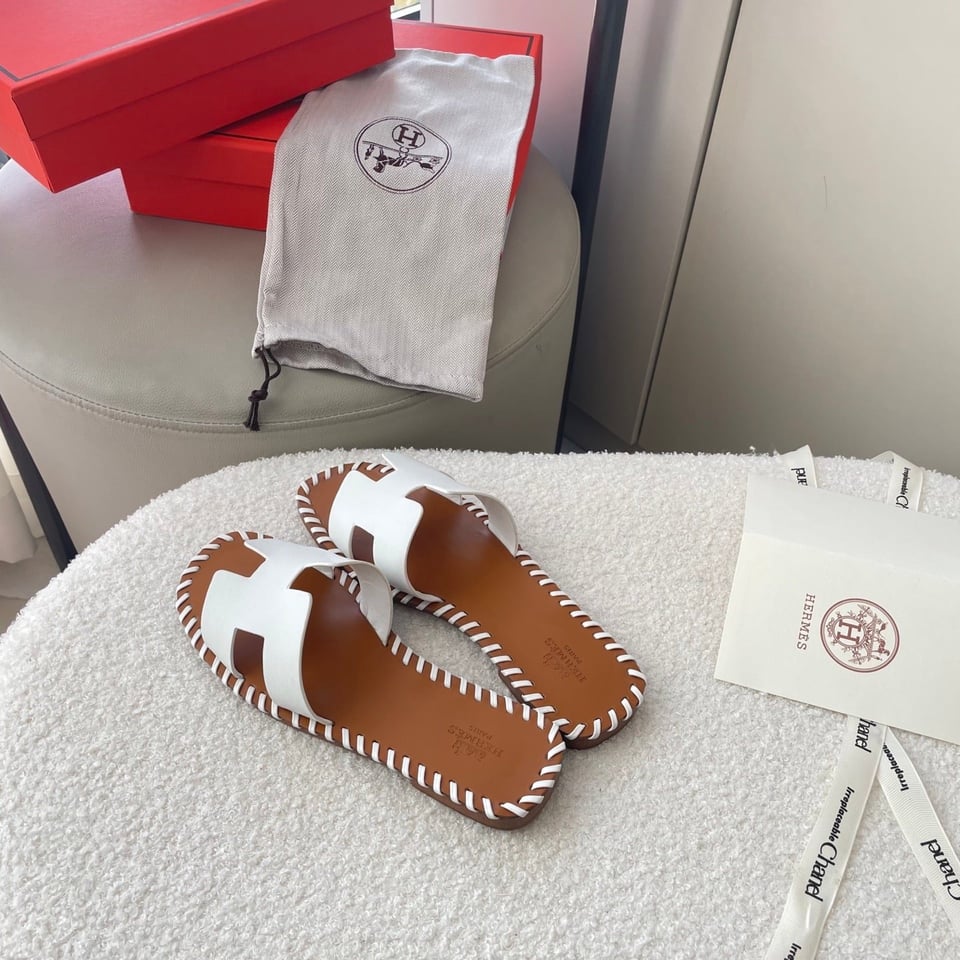 Herm?S Oran Sandals Stitching In Brown And White view 9