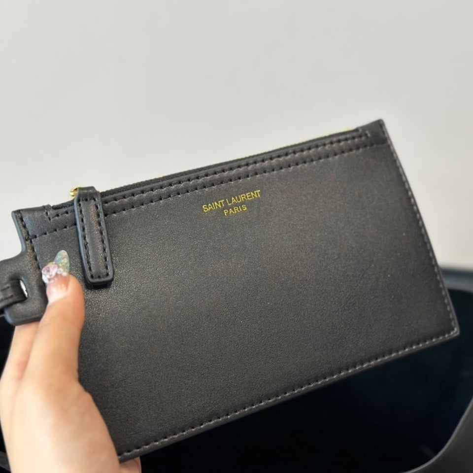 Saint Laurent Shopping Leather Black 37Cm view 3