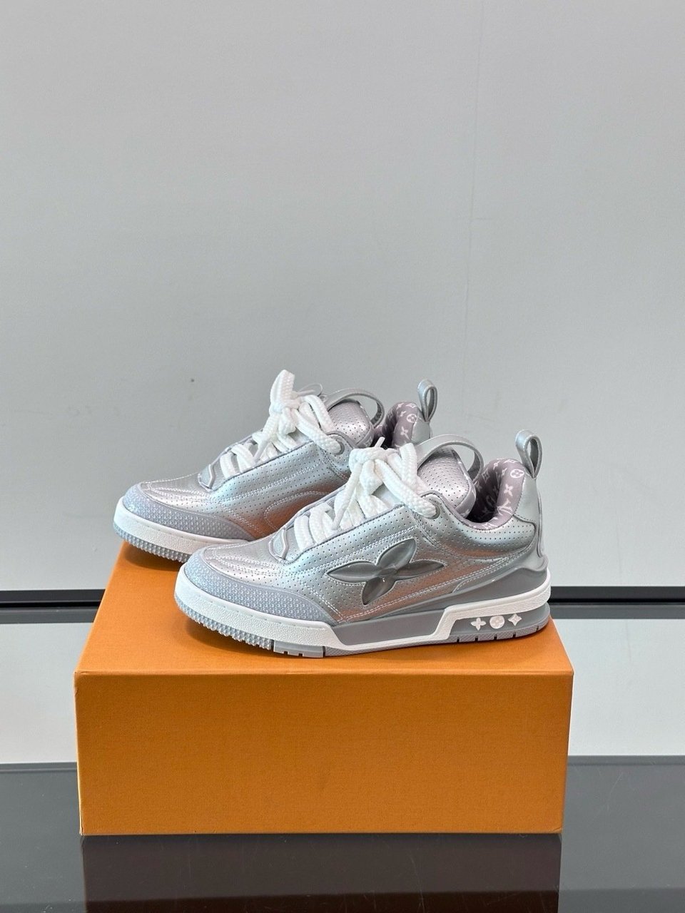 Louis Vuitton LV Skate Sneaker Grey for Men view 5