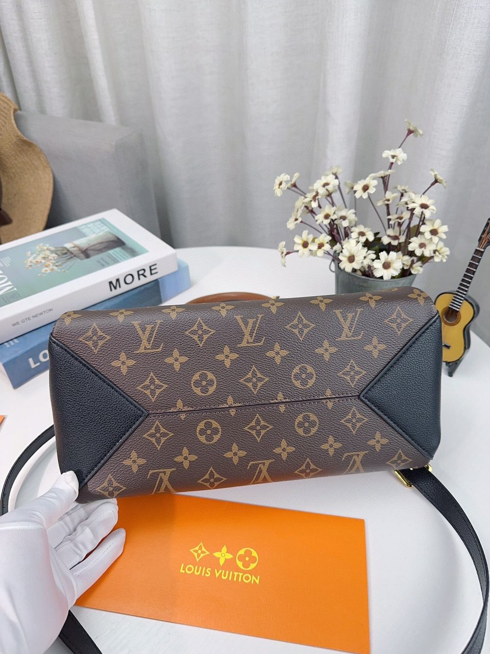 Louis Vuitton Vend Me Mm Tote Bag Brown 30Cm M46508 view 7