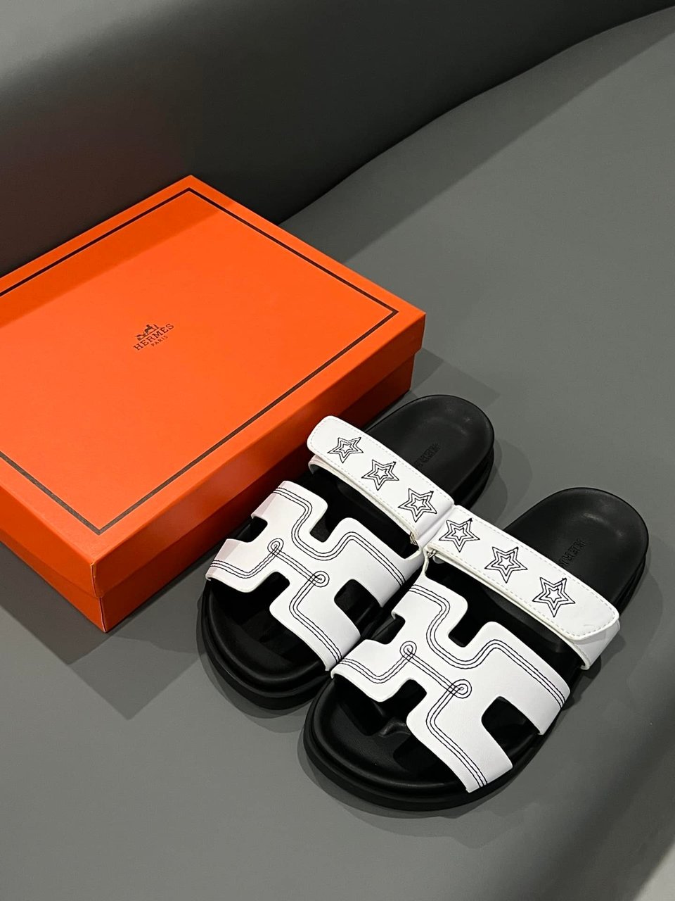 Hermes Chypre Sandal Star Stitched Blanc White view 10