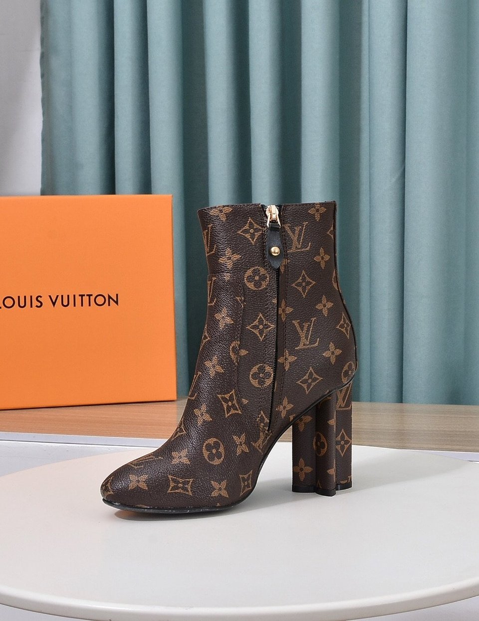 Louis Vuitton Silhouette Ankle Boot Monogram Brown view 9