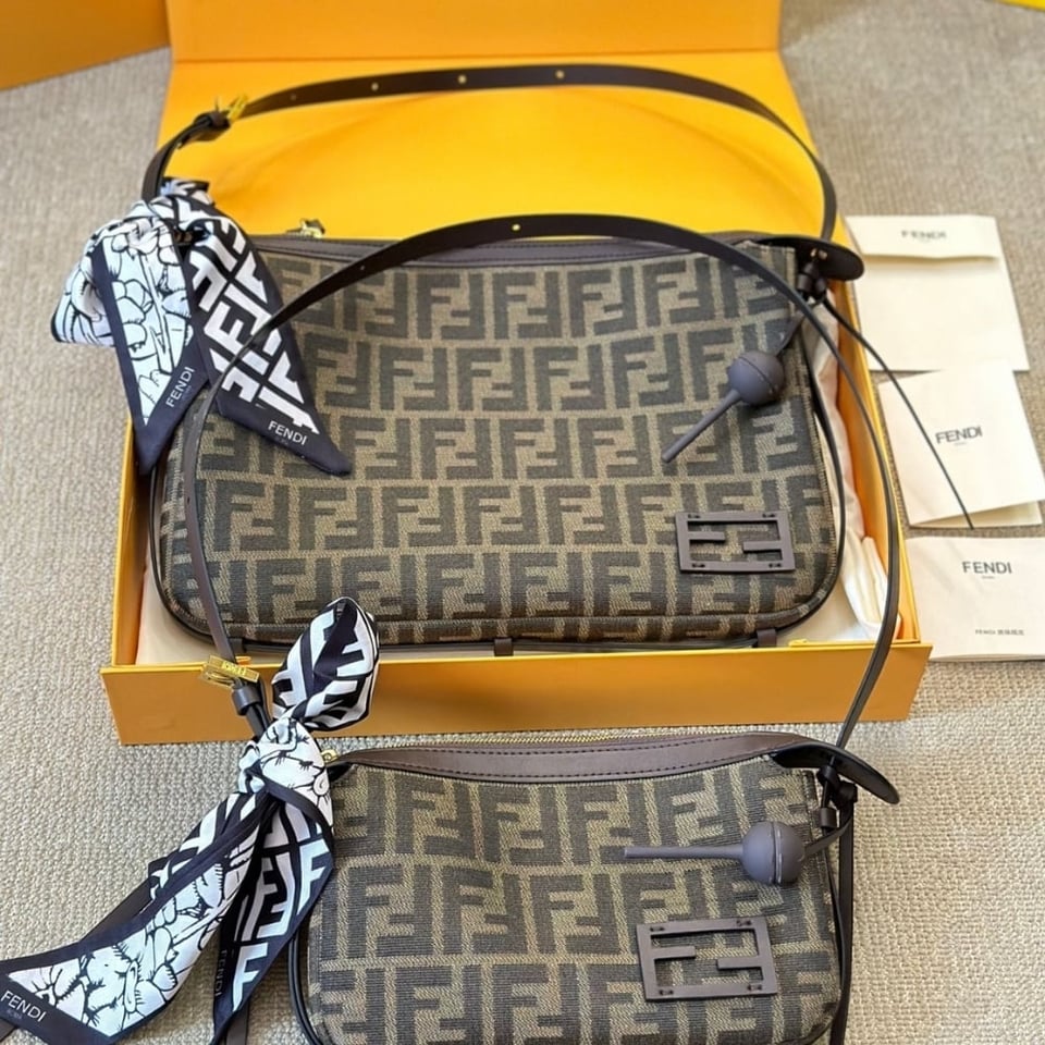 Fendi Simply Fendi Medium Brown Ff Jacquard Fabric Bag 25Cm view 6
