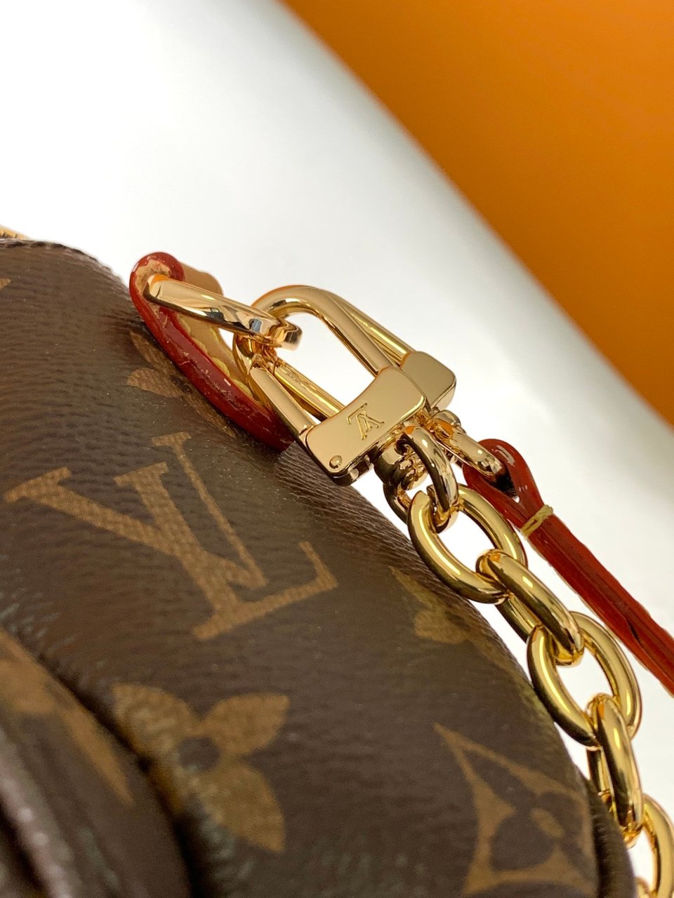 Louis Vuitton Mini Bumbag Lv Monogram Small Fanny Pack Monogram 17cm M82335 view 16