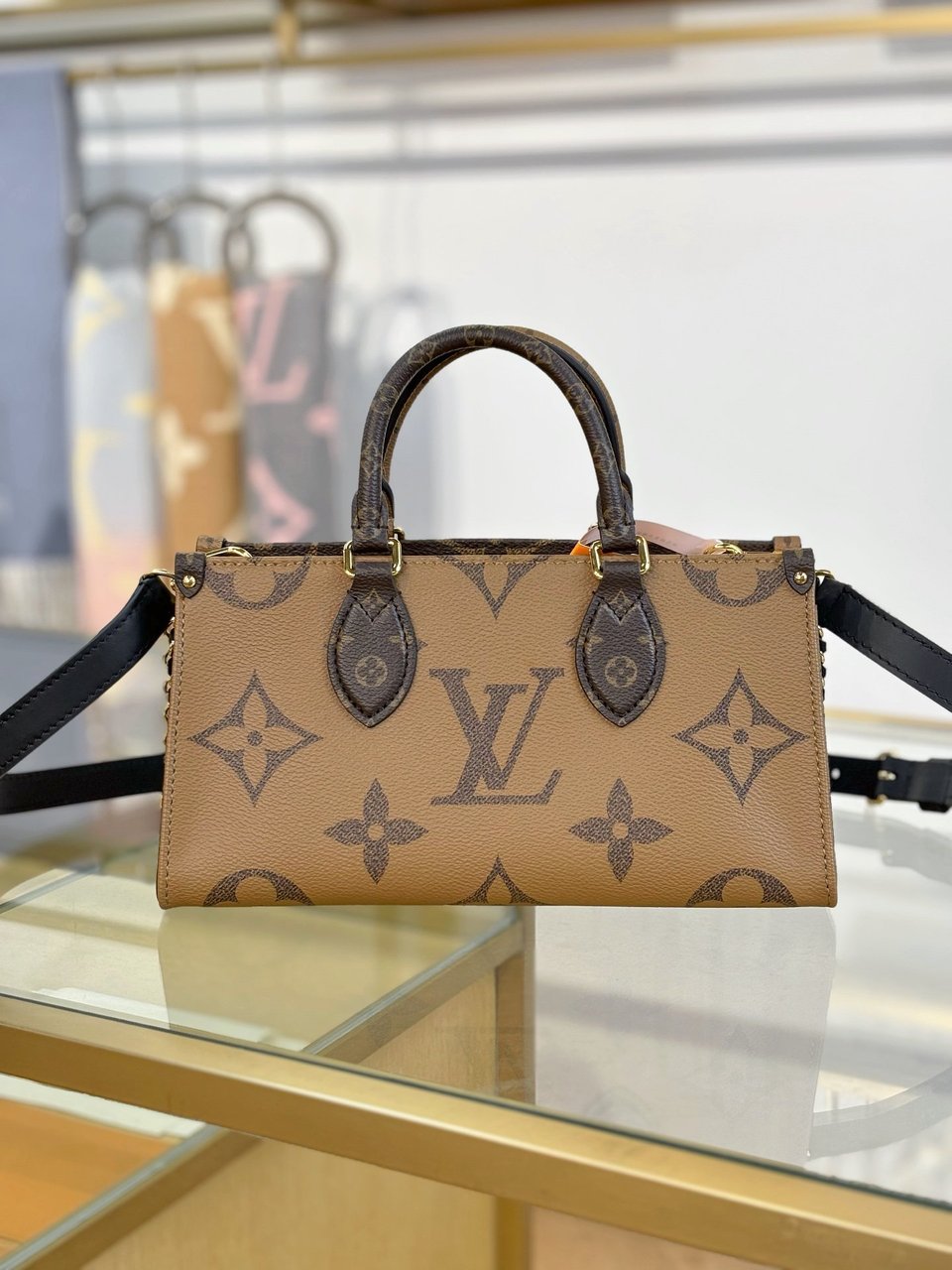 Louis Vuitton LV x TM OnTheGo East West Chain Bag ‘Black’ M14236 25cm/ 9.8in view 13