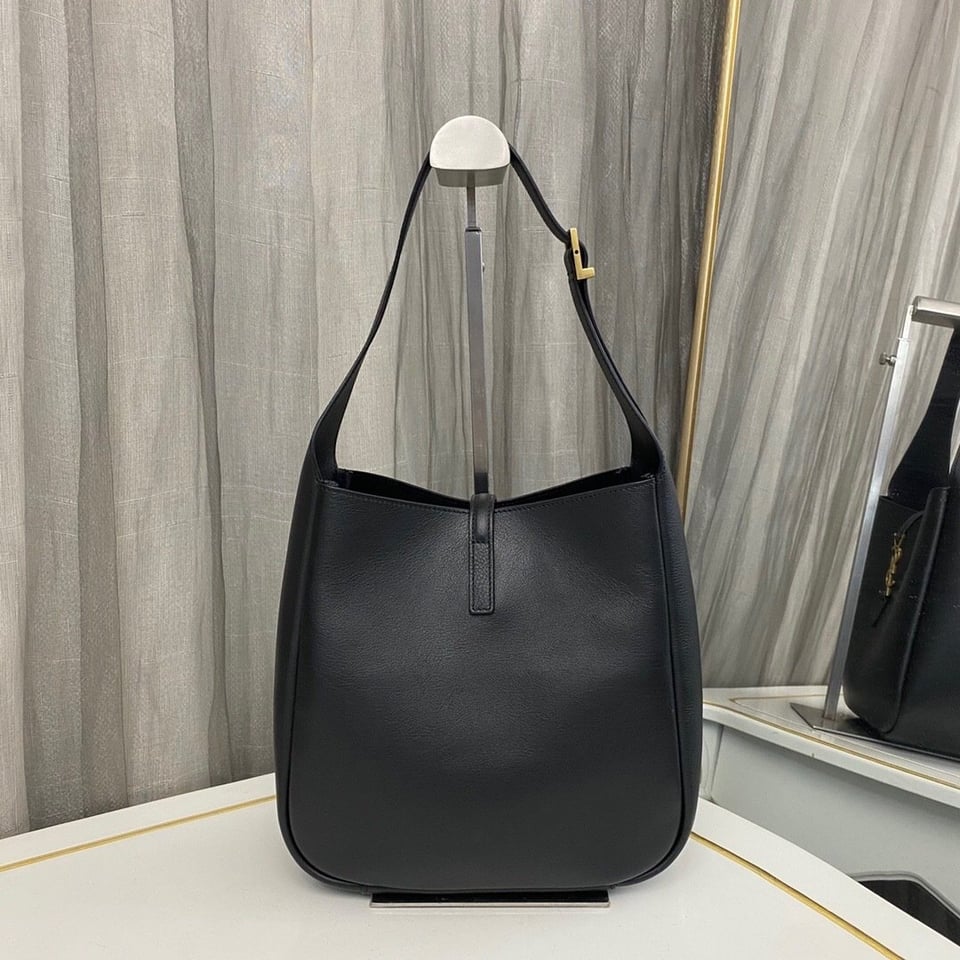 Saint Laurent Le 5 A 7 Soft Small Hobo Bag In Smooth Leather Black 27cm view 5