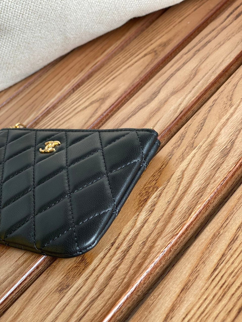 Chanel Zipped Wallet 15 Black Lambskin Gold Hardware view 9