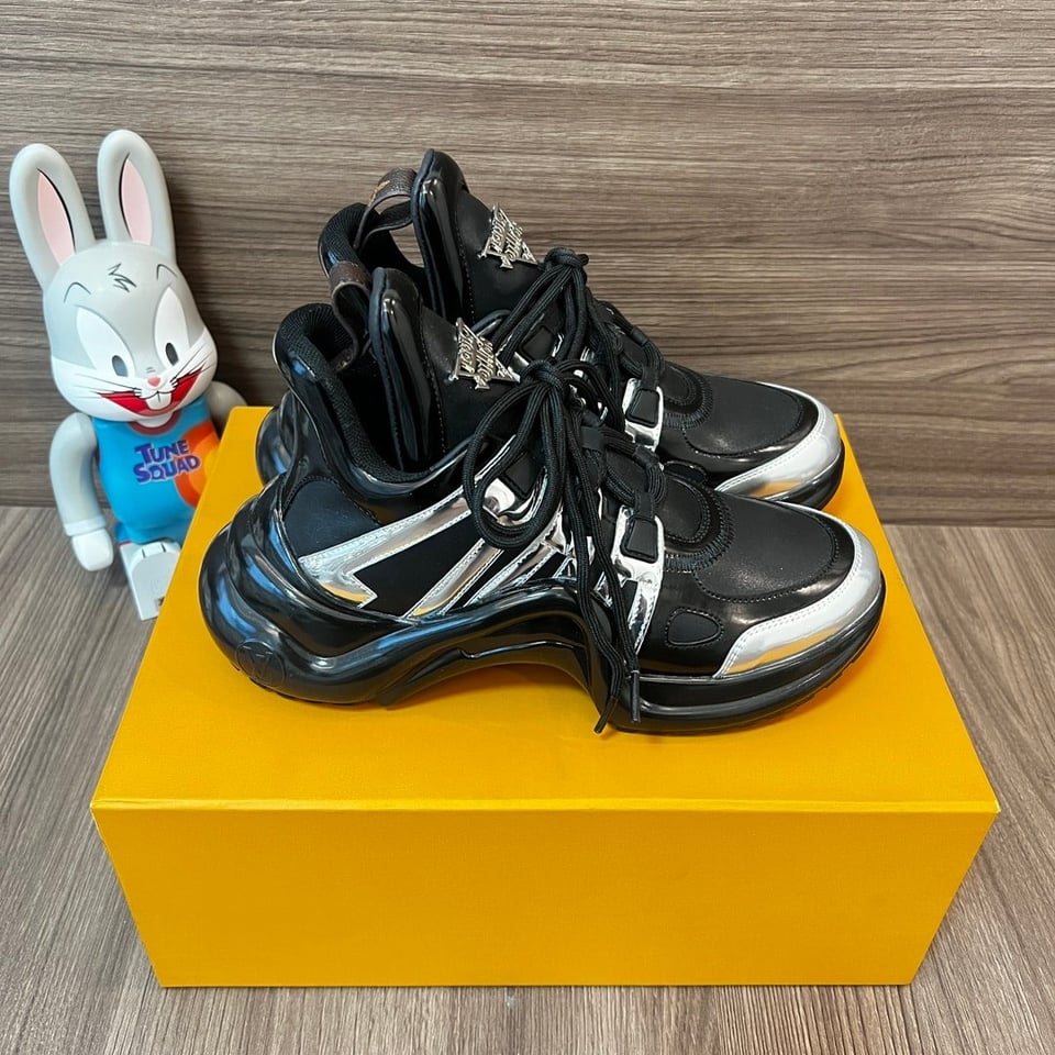 Louis Vuitton Archlight Sneaker Black And Silver view 5
