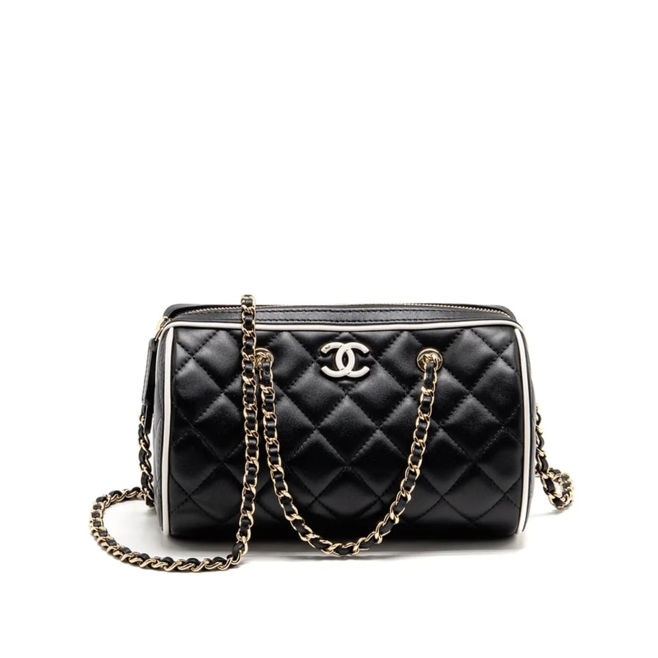 Chanel Spring Summer 2025 Pre-collection Clutch With Chain Lambskin Black 18.5cm/ 7.3inches