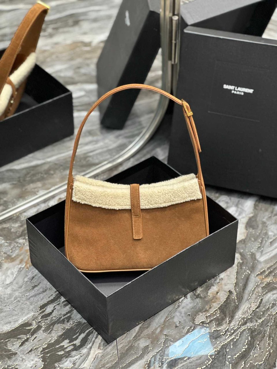 Saint Laurent Le 5 A 7 Hobo Bag In Suede And Shearling view 7