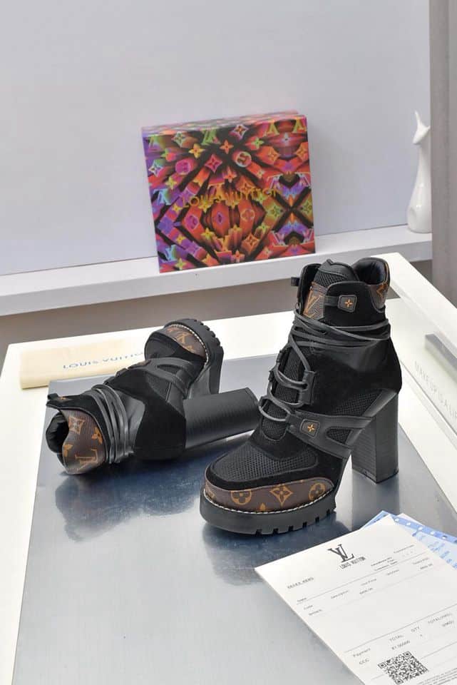 Louis Vuitton Star Trail Ankle Boot Mix Black 1Aabj3 view 4