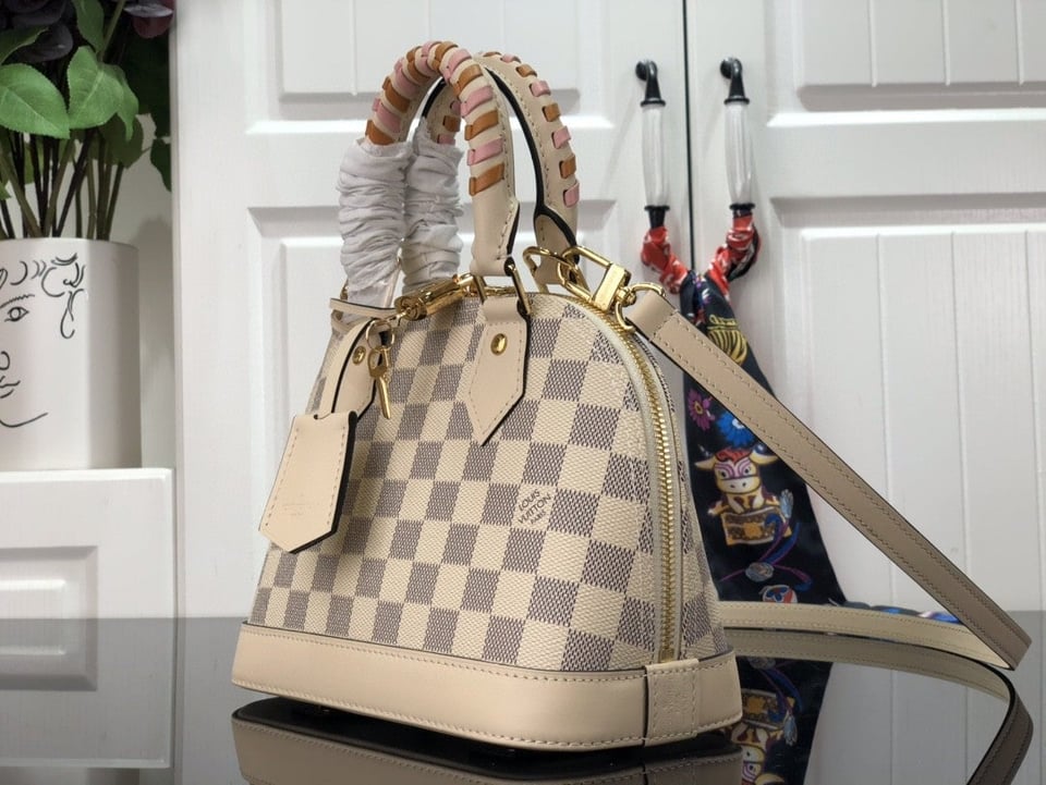 Louis Vuitton Damier Azur Alma Bb 23Cm view 9