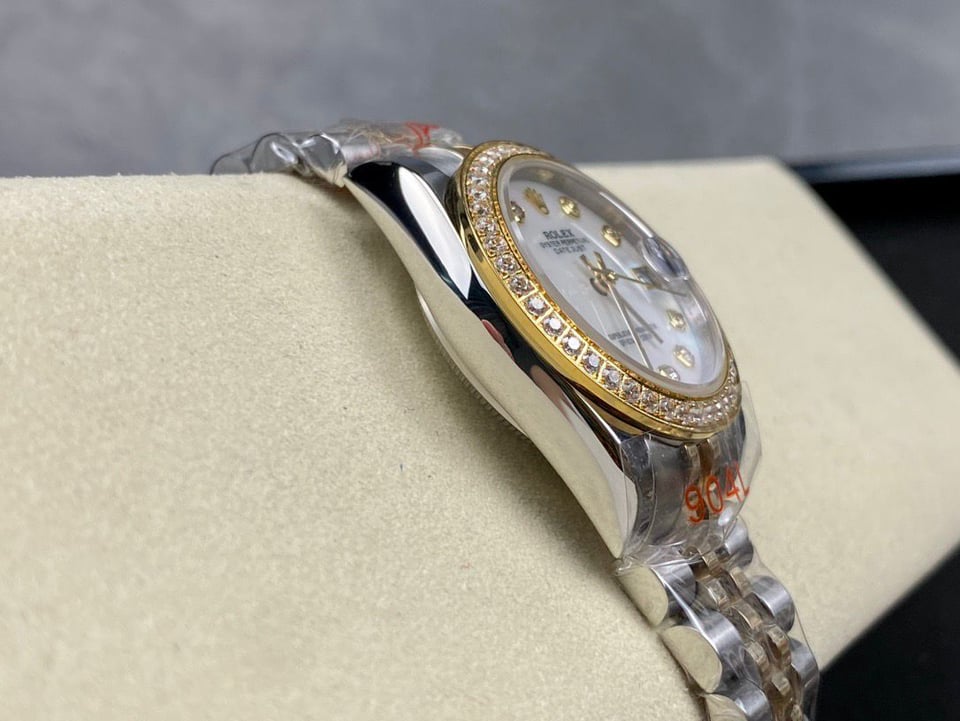 Rolex Datejust 31mm White Dial view 7
