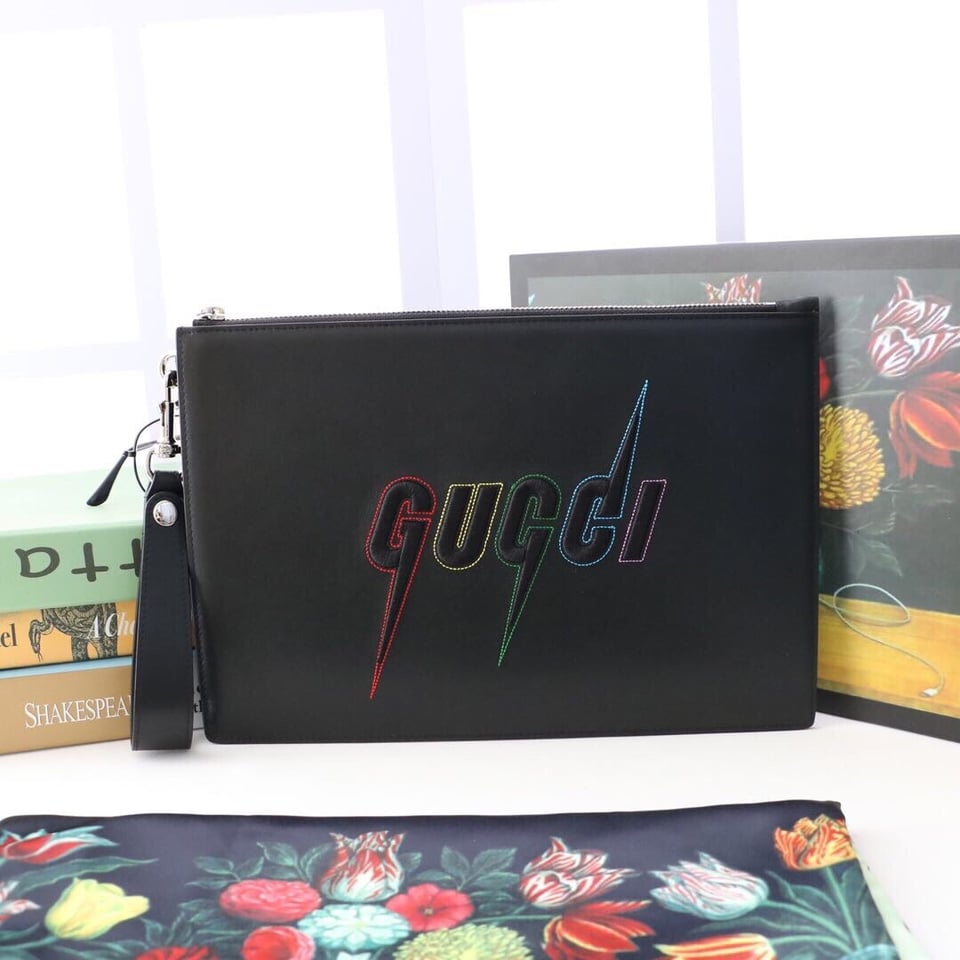 Gucci Pouch in Black With Blade Embroidery 12in/31cm For Men view 7