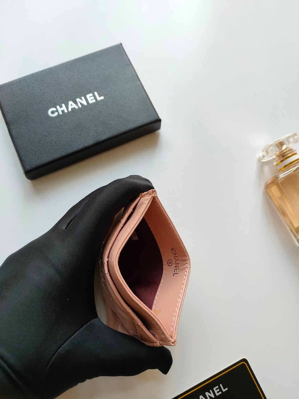 Chanel Card Holder 11.2 Pale Pink Calfskin Gold Icon view 5