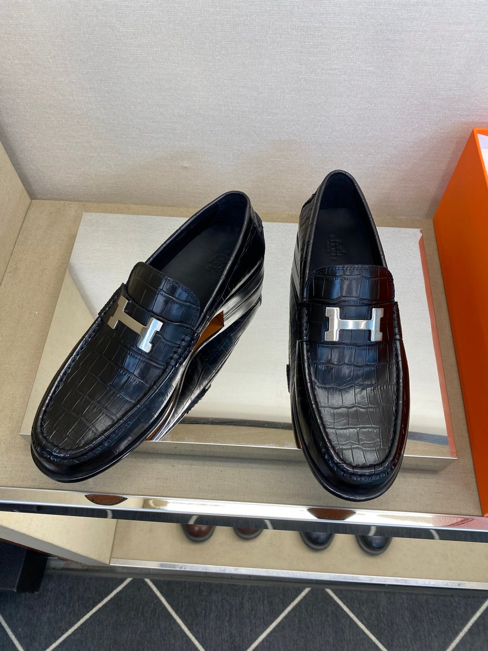 Hermès Iconic H Buckle Alligator Leather Loafers Black- Shoes for Men view 3