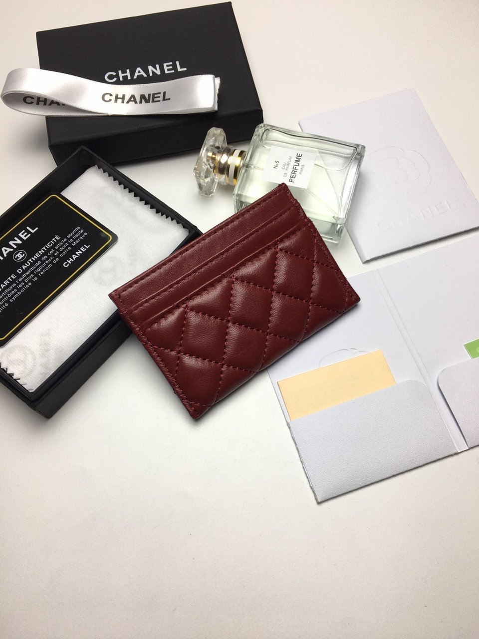 Chanel Boy Card Holder 11.2 Garnet Calfskin Gold Icon view 6