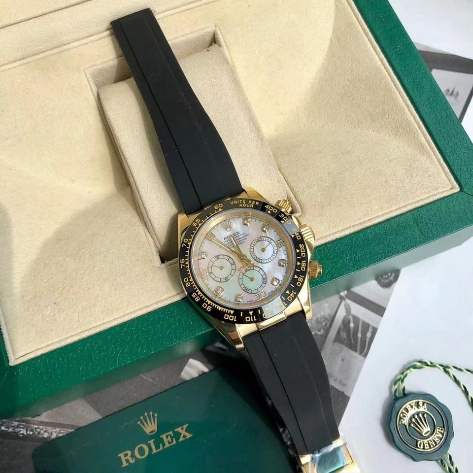 Rolex Cosmograph Daytona Yellow Gold 116518LN-0041 view 5
