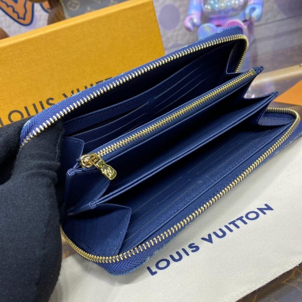 Louis Vuitton Monogram Denim Zippy Wallet view 11